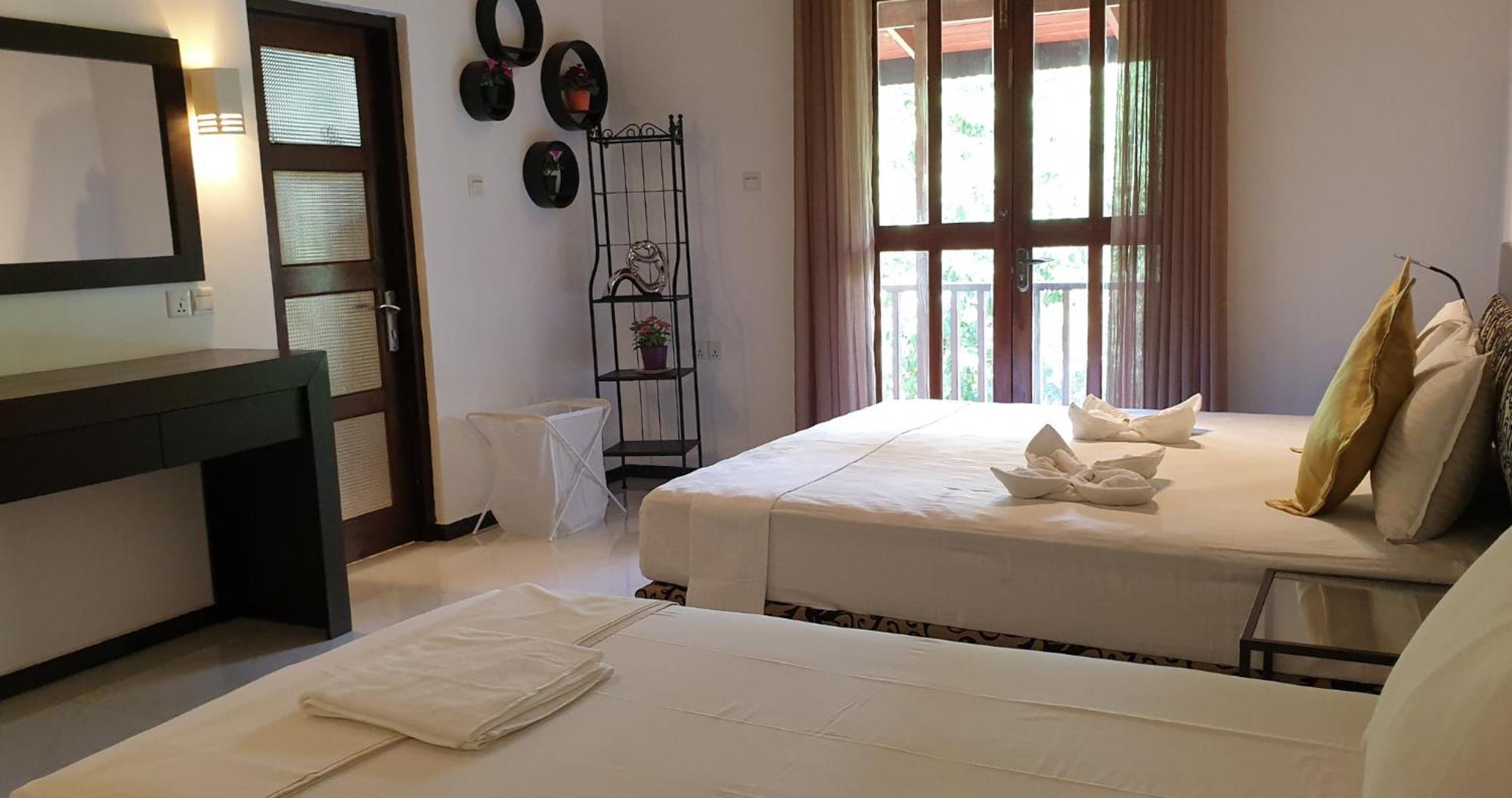 Hikka Resort Hikkaduwa Buitenkant foto