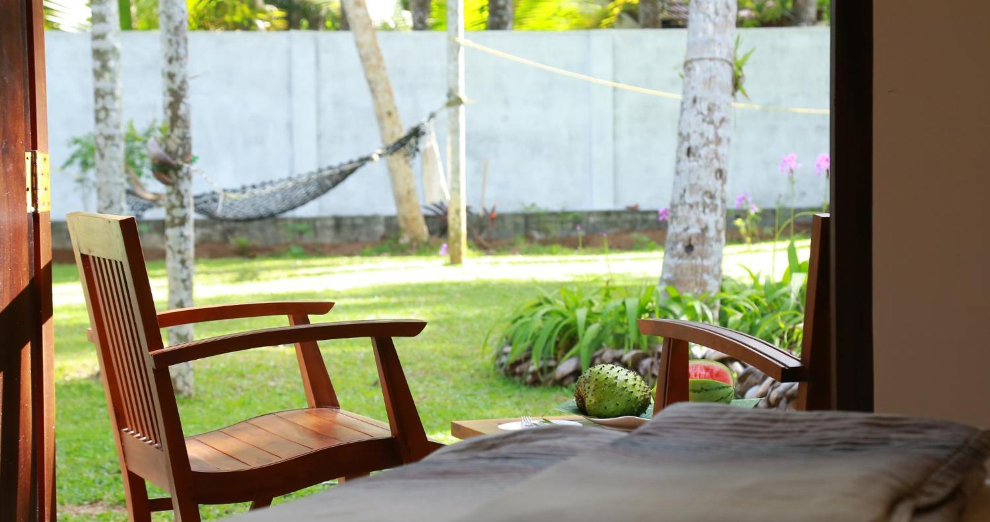 Hikka Resort Hikkaduwa Buitenkant foto