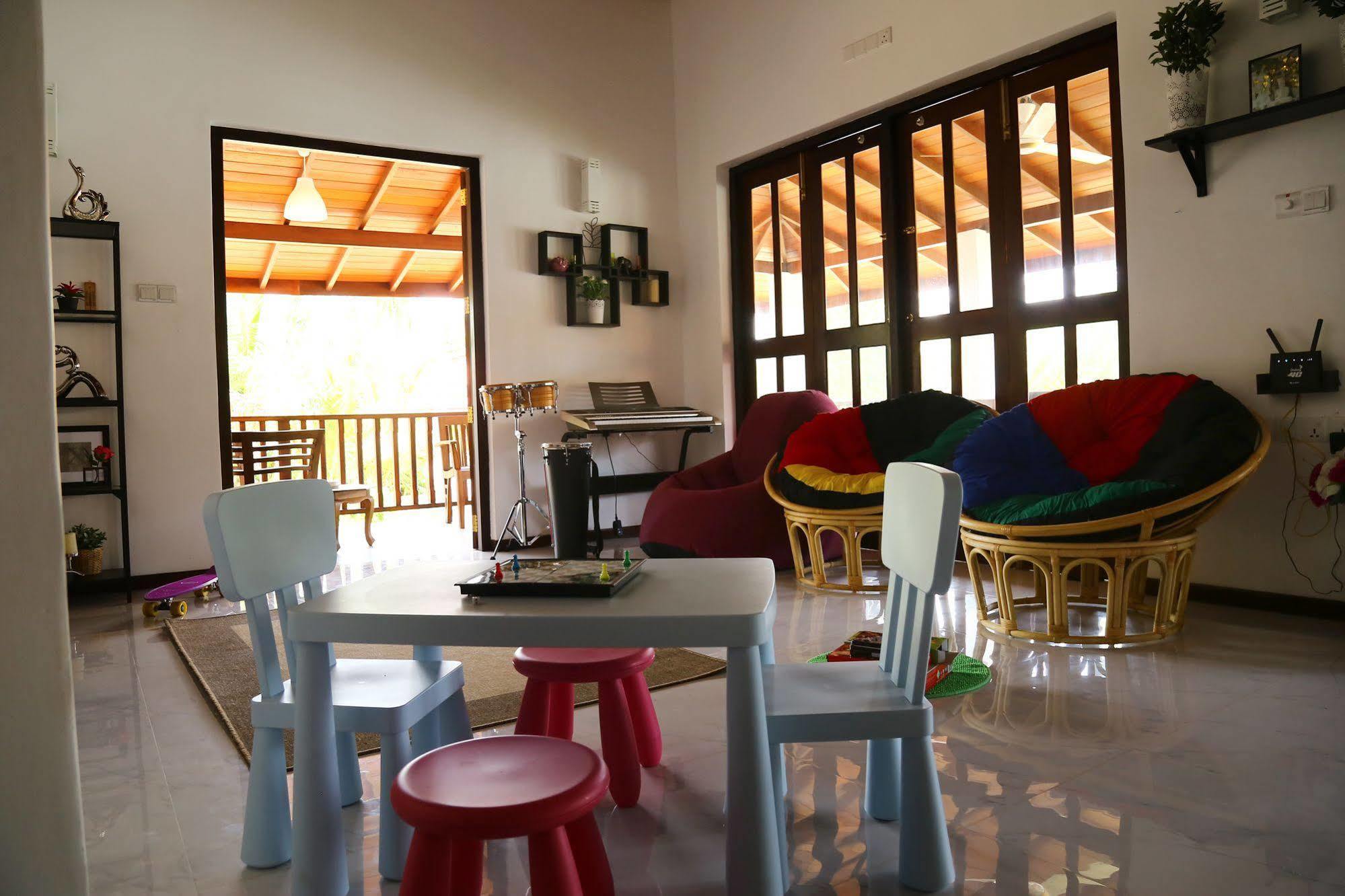 Hikka Resort Hikkaduwa Buitenkant foto